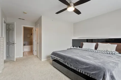 106 Creekbend Court Mount Prospect IL 60056