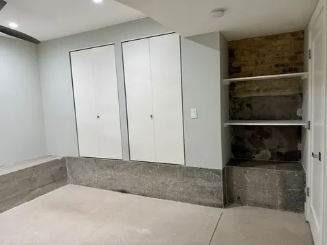 4730 West Grace Street Chicago IL 60641