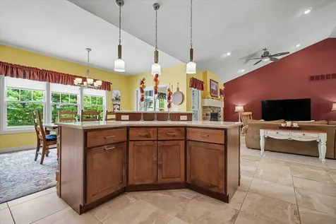 4714 Chestnut Grove Drive Champaign IL 61822