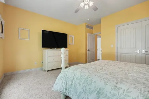 4714 Chestnut Grove Drive Champaign IL 61822