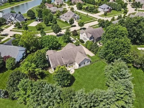 4714 Chestnut Grove Drive Champaign IL 61822