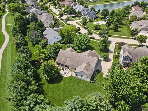 4714 Chestnut Grove Drive Champaign IL 61822