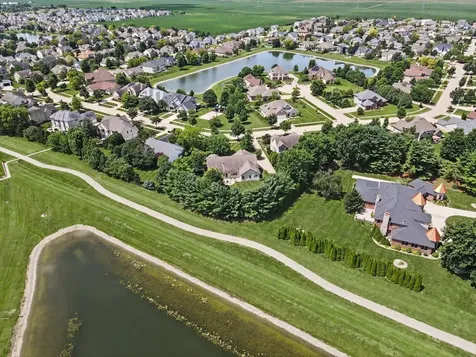 4714 Chestnut Grove Drive Champaign IL 61822