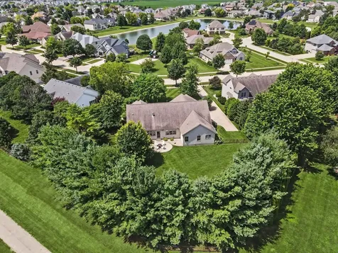 4714 Chestnut Grove Drive Champaign IL 61822