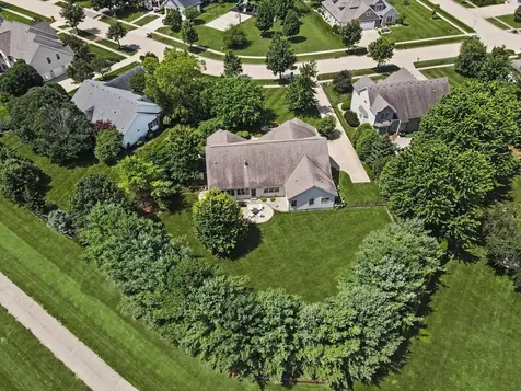 4714 Chestnut Grove Drive Champaign IL 61822