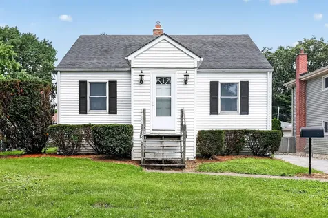 123 South Ellyn Avenue Glen Ellyn IL 60137