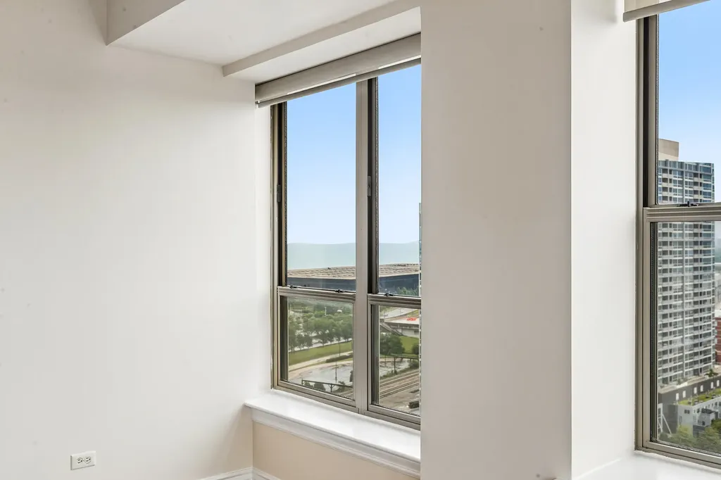 1717 South Prairie Avenue Chicago IL 60616