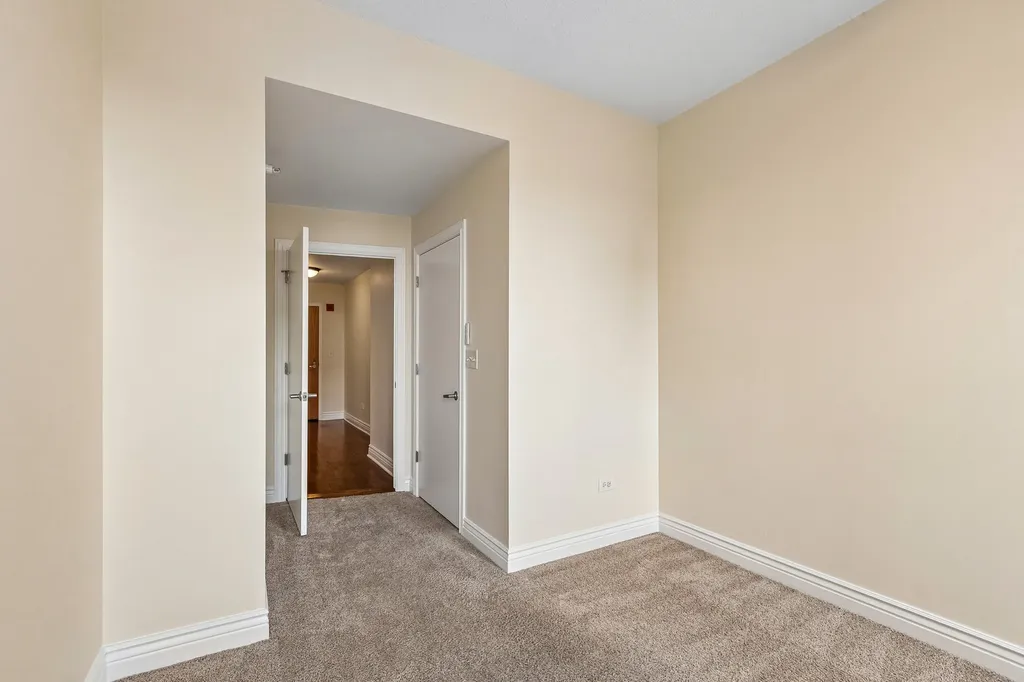 1717 South Prairie Avenue Chicago IL 60616