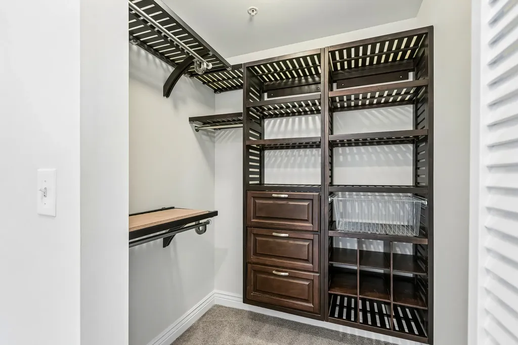 1717 South Prairie Avenue Chicago IL 60616