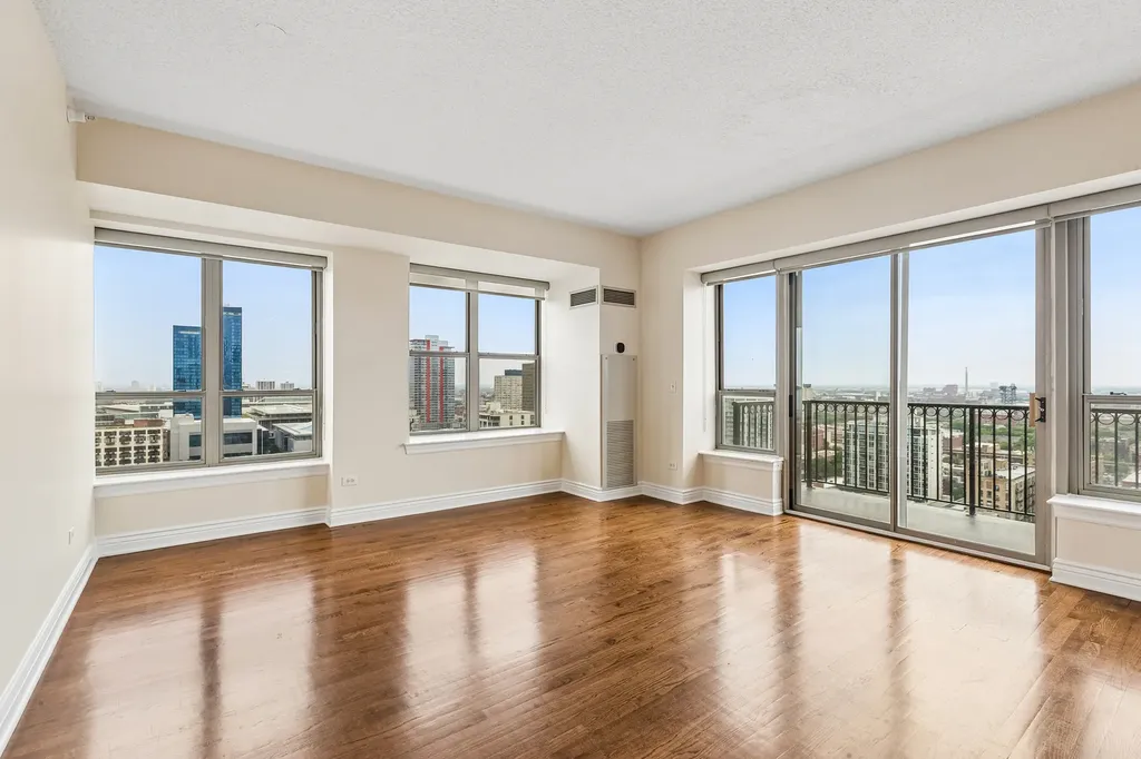 1717 South Prairie Avenue Chicago IL 60616