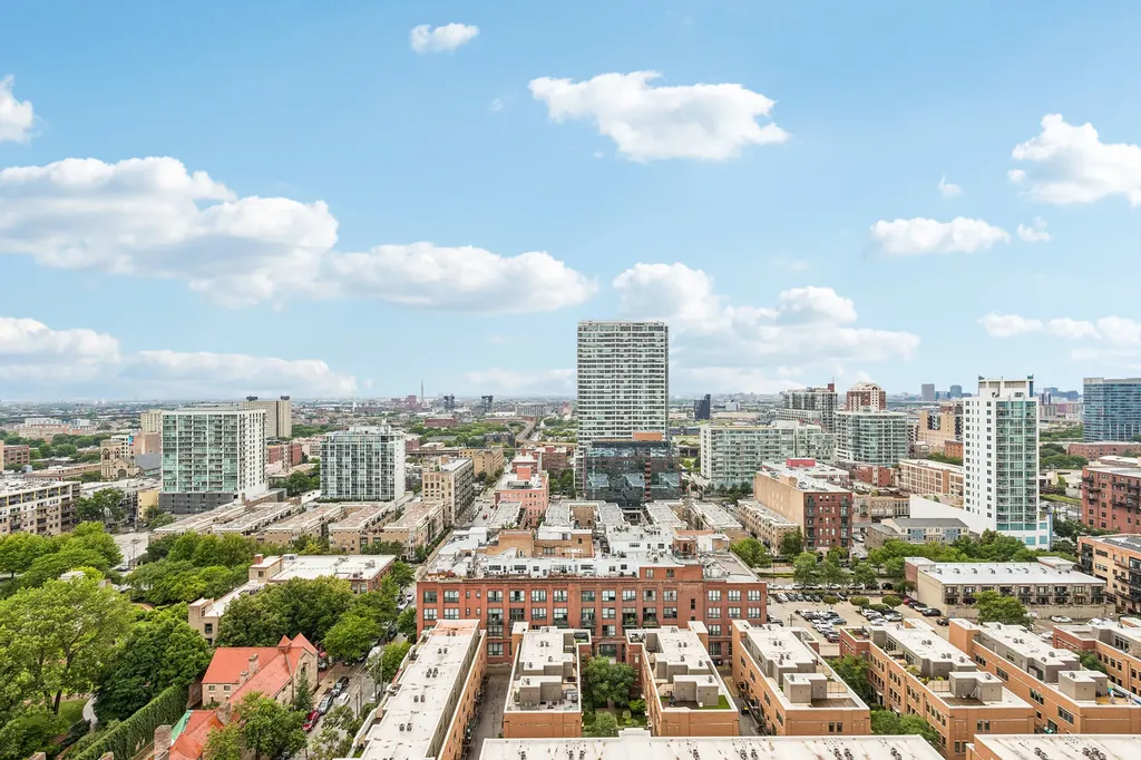 1717 South Prairie Avenue Chicago IL 60616