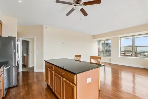 1717 South Prairie Avenue Chicago IL 60616