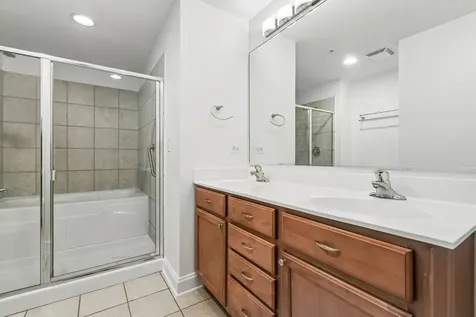 1717 South Prairie Avenue Chicago IL 60616