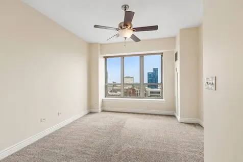 1717 South Prairie Avenue Chicago IL 60616