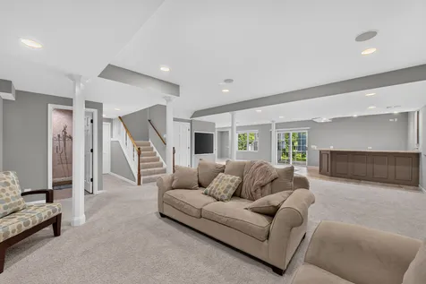 1113 Ashley Lane Inverness IL 60010