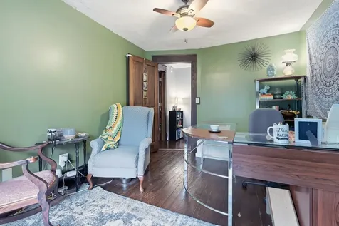 906 West Taylor Street Bloomington IL 61701