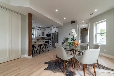 4730 West Grace Street Chicago IL 60641