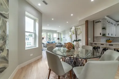 4730 West Grace Street Chicago IL 60641