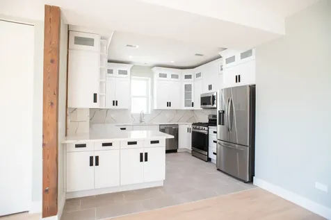 4730 West Grace Street Chicago IL 60641