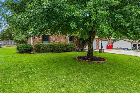 108 North Turner Drive Mahomet IL 61853