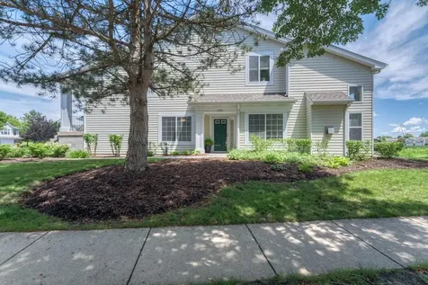 1034 Huntington Drive Elk Grove Village IL 60007