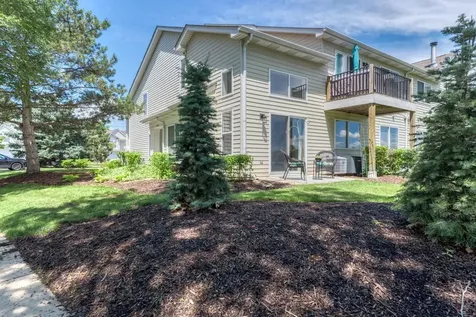 1034 Huntington Drive Elk Grove Village IL 60007