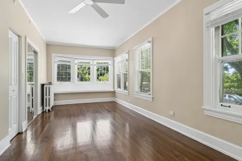 2247 West Estes Avenue Chicago IL 60645
