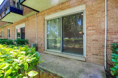 1220 Park Avenue W Highland Park IL 60035