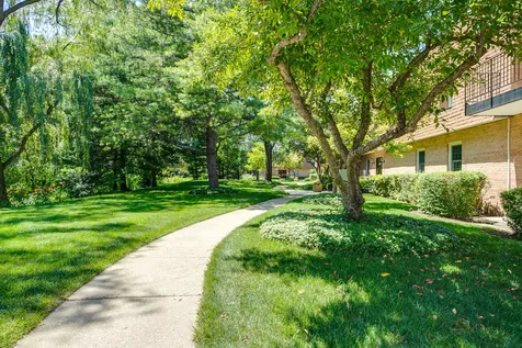 1220 Park Avenue W Highland Park IL 60035