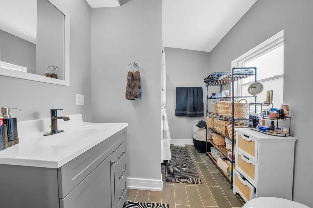 1505 South Tripp Avenue Chicago IL 60623