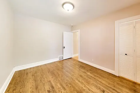642 Gray Avenue Highland Park IL 60035