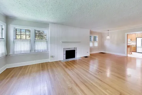 642 Gray Avenue Highland Park IL 60035