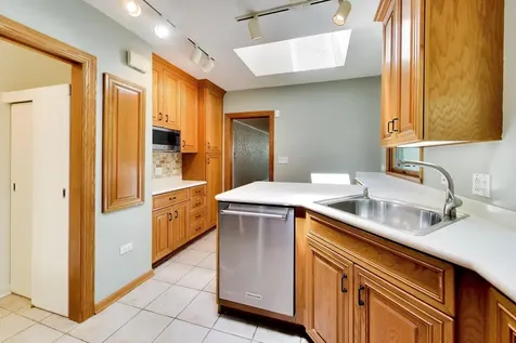 642 Gray Avenue Highland Park IL 60035