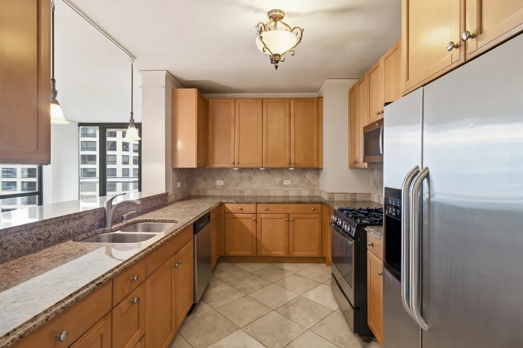 201 North Westshore Drive Chicago IL 60601