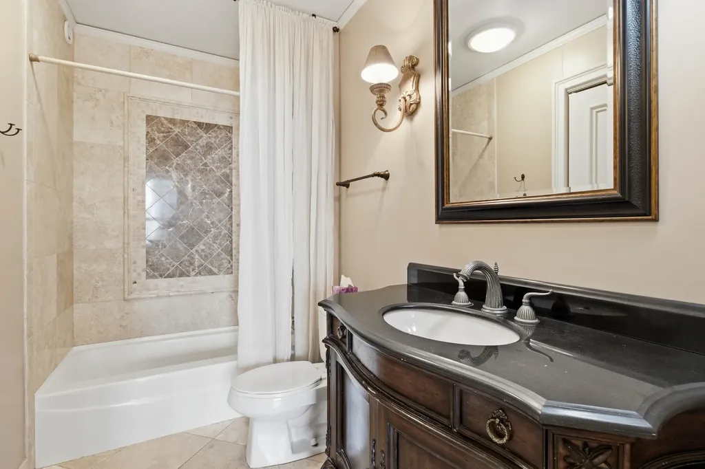 201 North Westshore Drive Chicago IL 60601