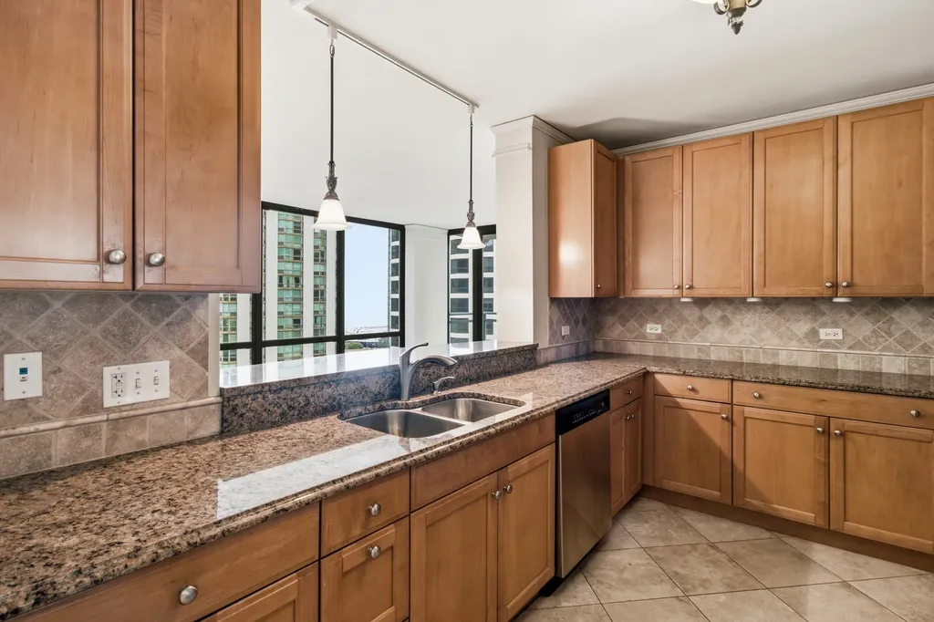 201 North Westshore Drive Chicago IL 60601