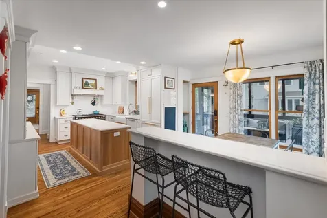 23 North Columbia Street Naperville IL 60540