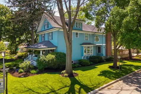 23 North Columbia Street Naperville IL 60540