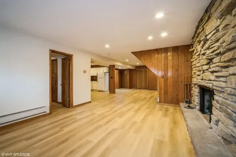 5715 North Cicero Avenue Chicago IL 60646
