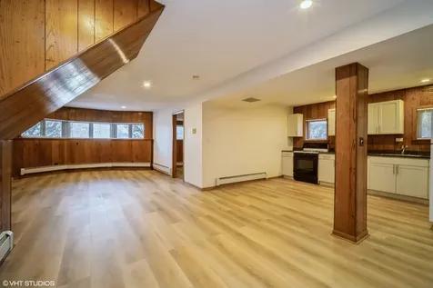 5715 North Cicero Avenue Chicago IL 60646