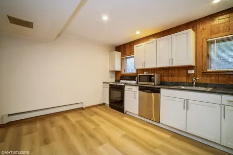 5715 North Cicero Avenue Chicago IL 60646