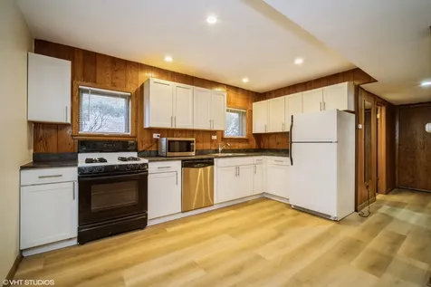 5715 North Cicero Avenue Chicago IL 60646