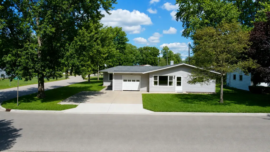 1418 Chippewa Drive Ottawa IL 61350