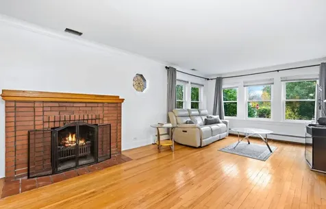 979 Vine Street Winnetka IL 60093