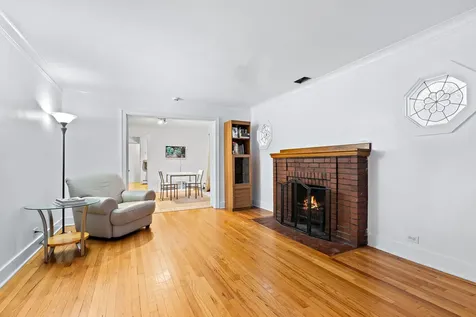 979 Vine Street Winnetka IL 60093