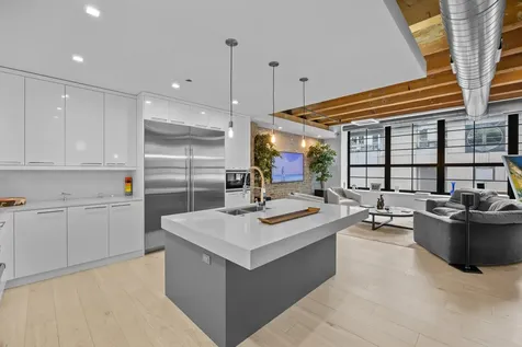 223 West Lake Street Chicago IL 60606