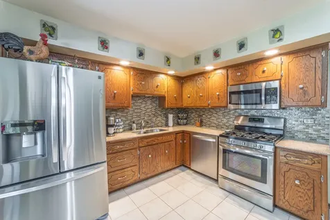8252 Ashley Lane Tinley Park IL 60477