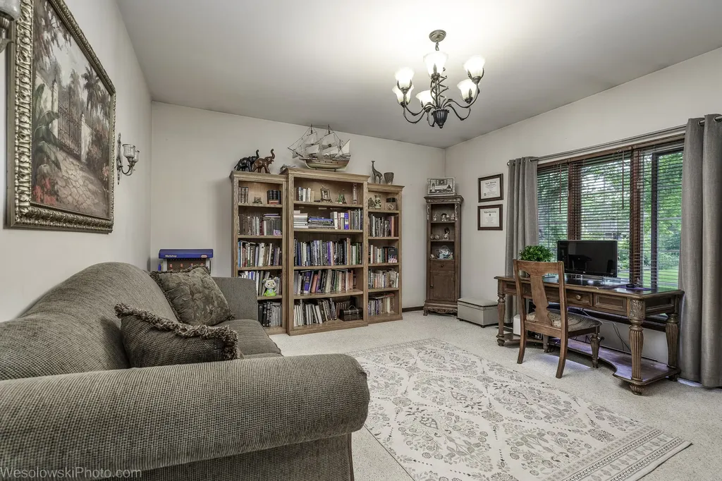 6N414 Medinah Road Medinah IL 60157