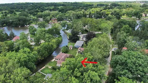 9425 Byrne Drive Fox River Grove IL 60021