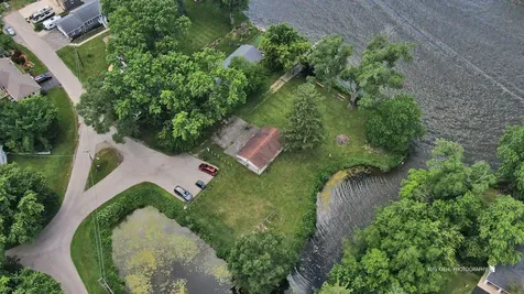 9425 Byrne Drive Fox River Grove IL 60021